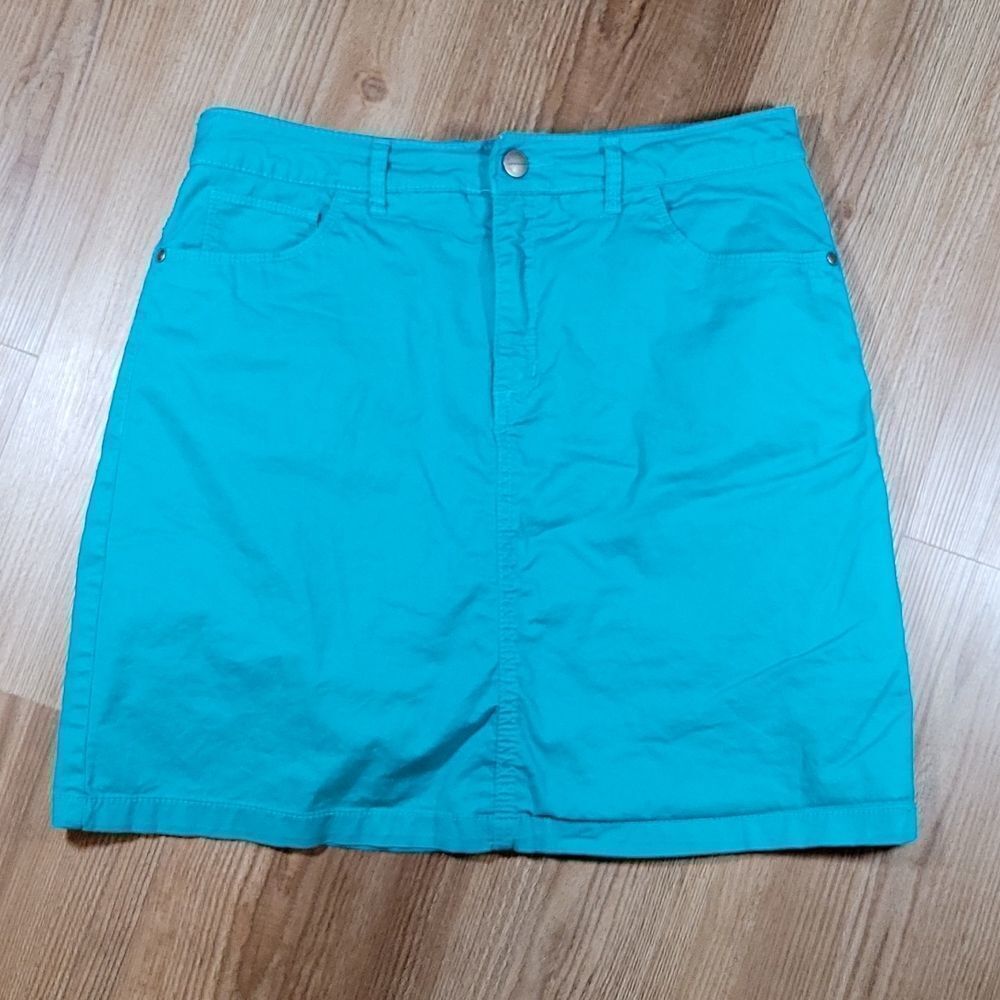 ☔️🔺️Croft & Barrow Teal Classic Fit Skort Size 6